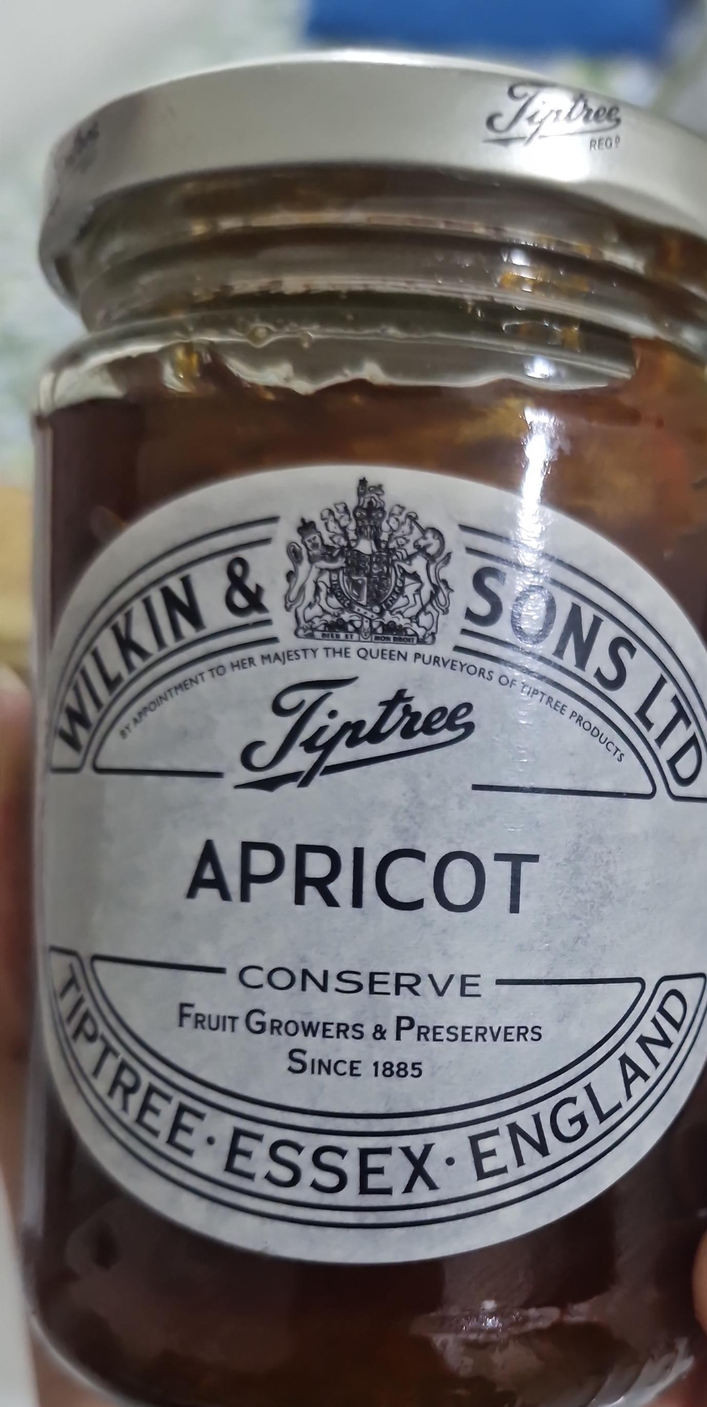 Tiptree Apricot Conserve