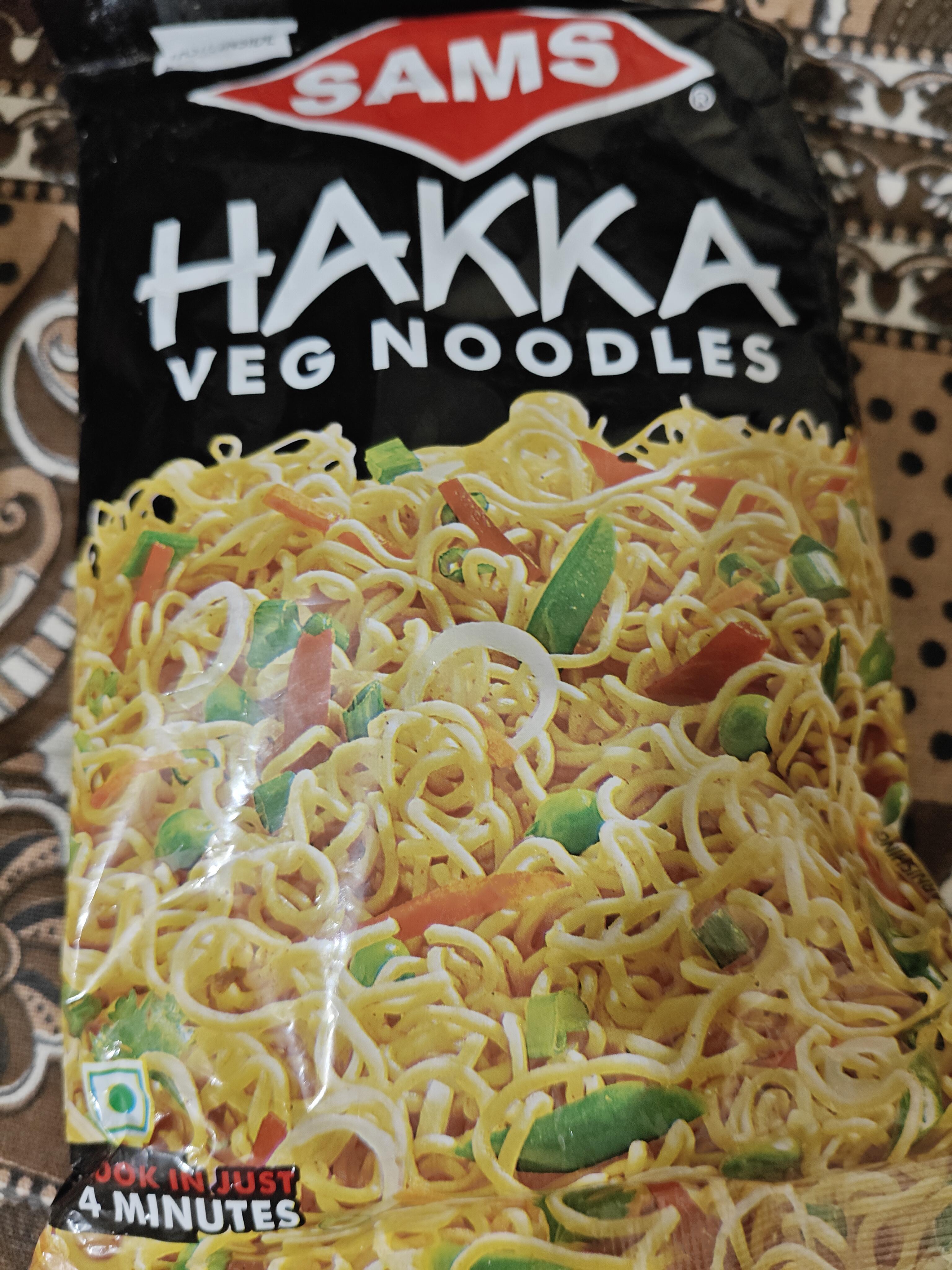 Sams Hakka Veg Noodles