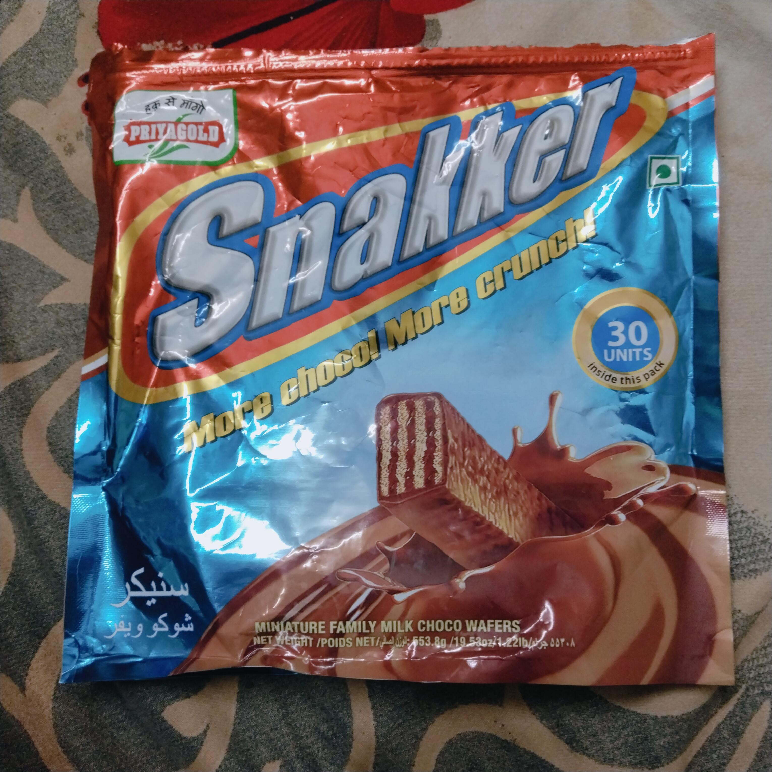 Priyagold Snakker Wafers Milk Choco
