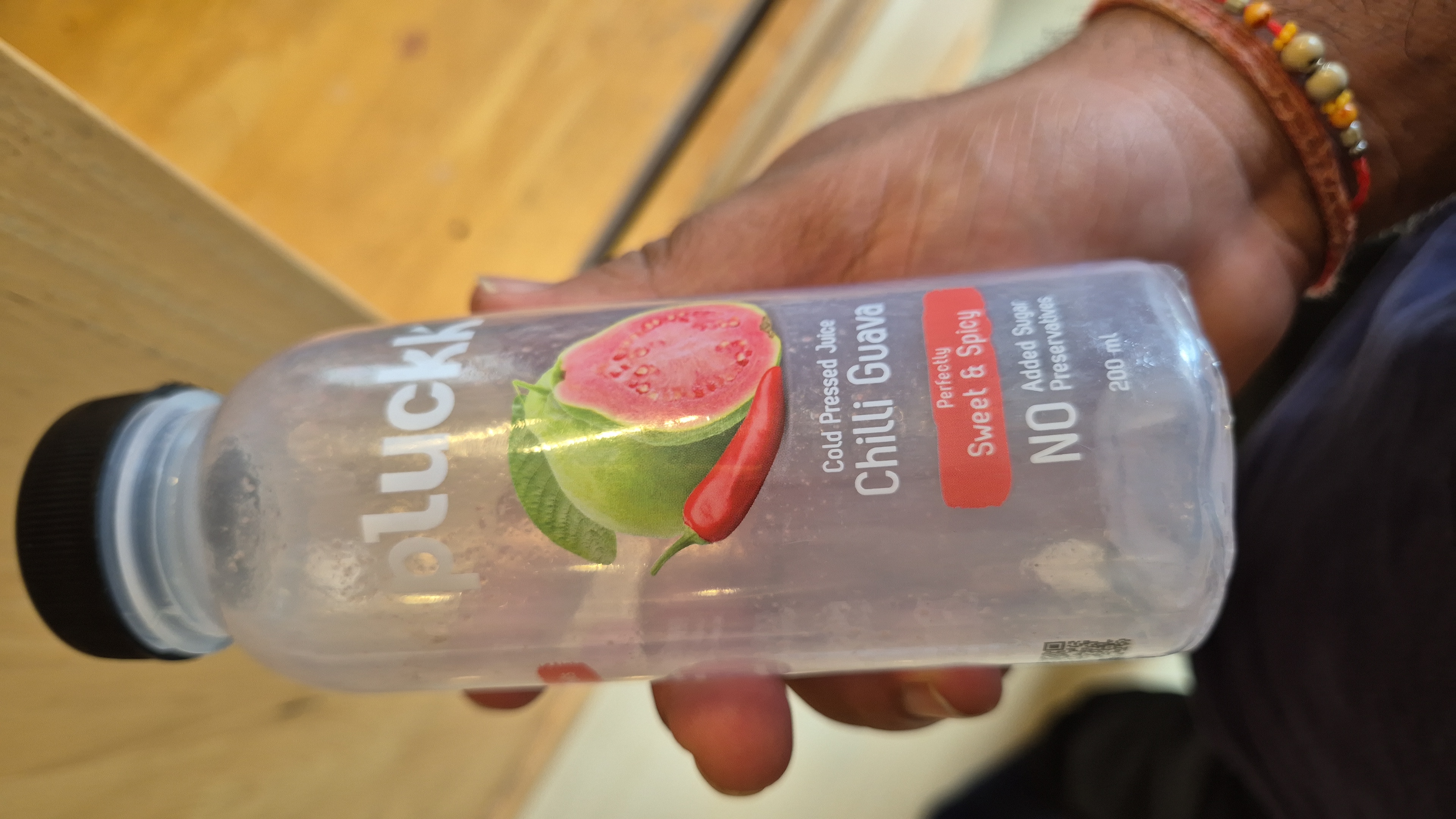 Pluckk Cold Pressed Juice Chilli Guava