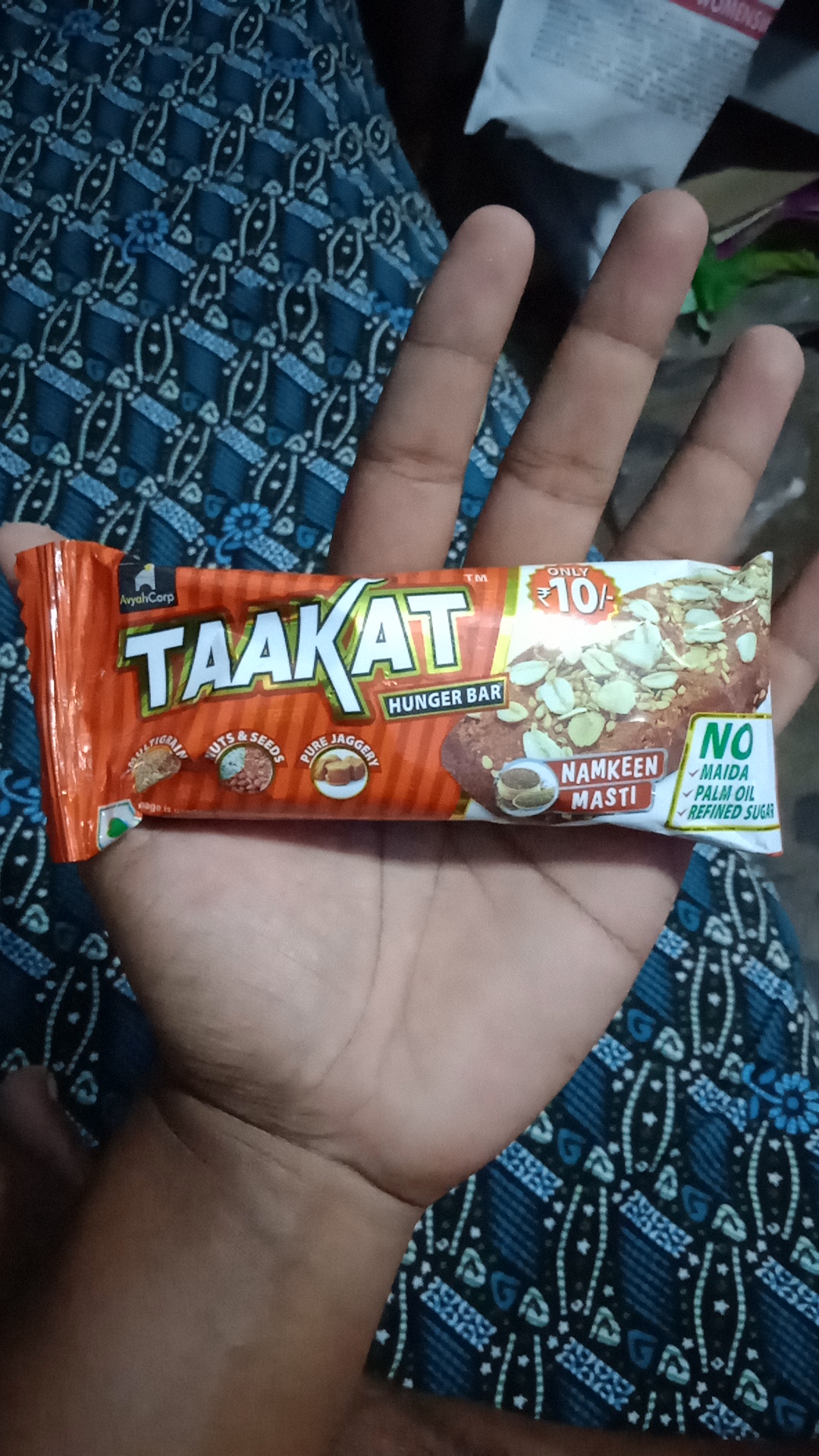 Avyahcorp Taakat Hunger Bar Namkeen Masti